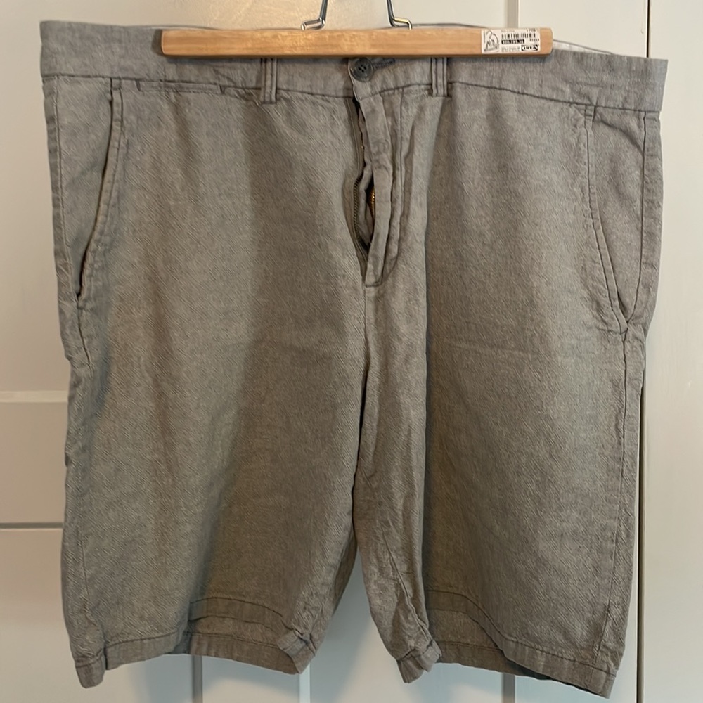 Old Navy Ultimate Slim Gray Linen (55%) Cotton Blend Casual shorts Size 38 Waist